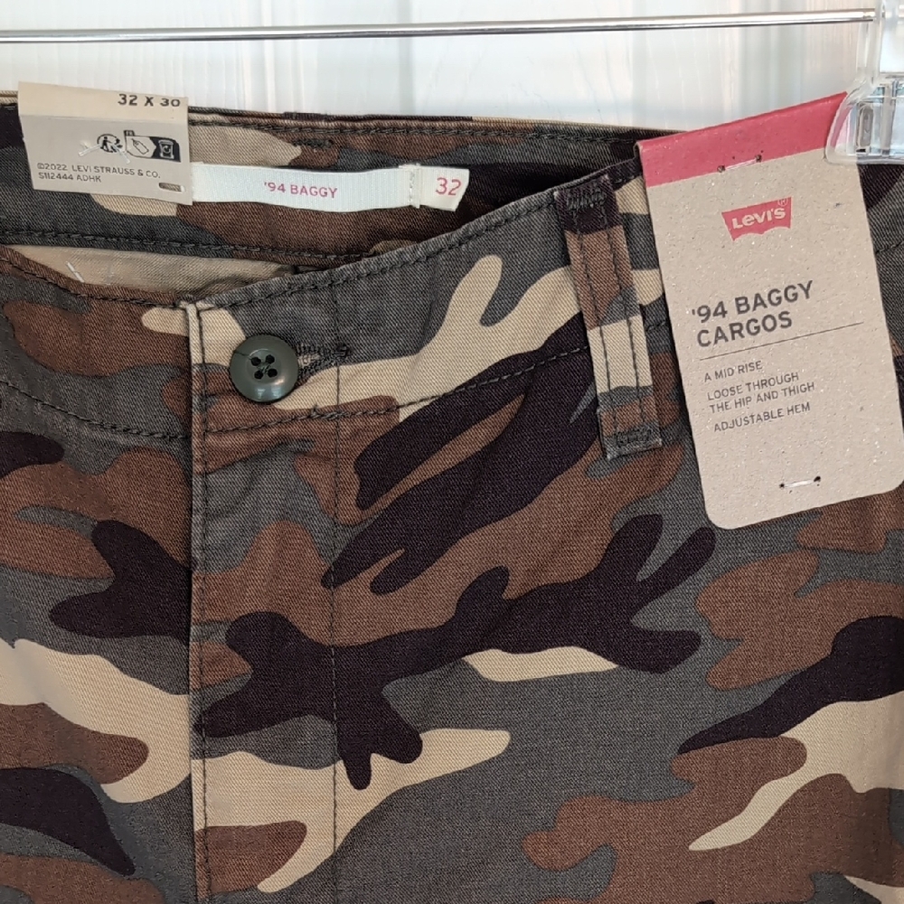 Levi's Brown and Tan Camouflage Cargo Pants